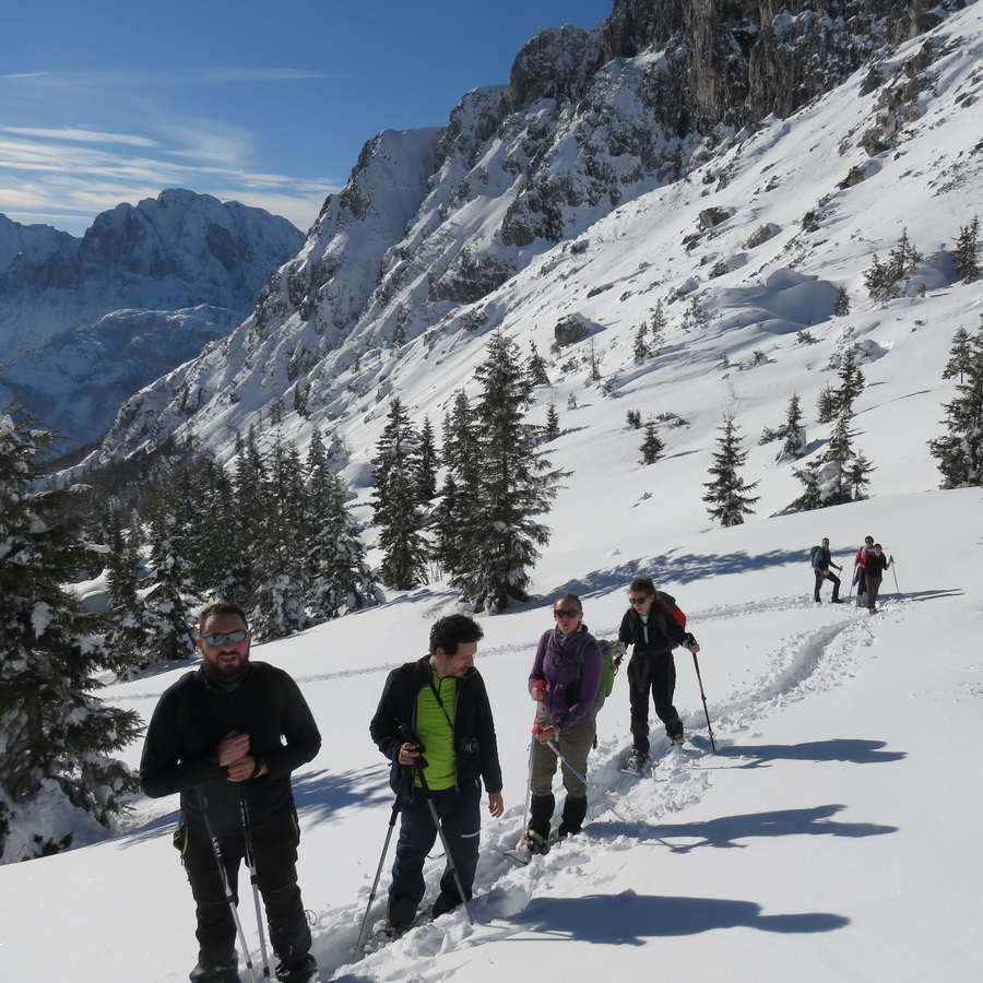 snowshoeing trigalv national park 03.jpg