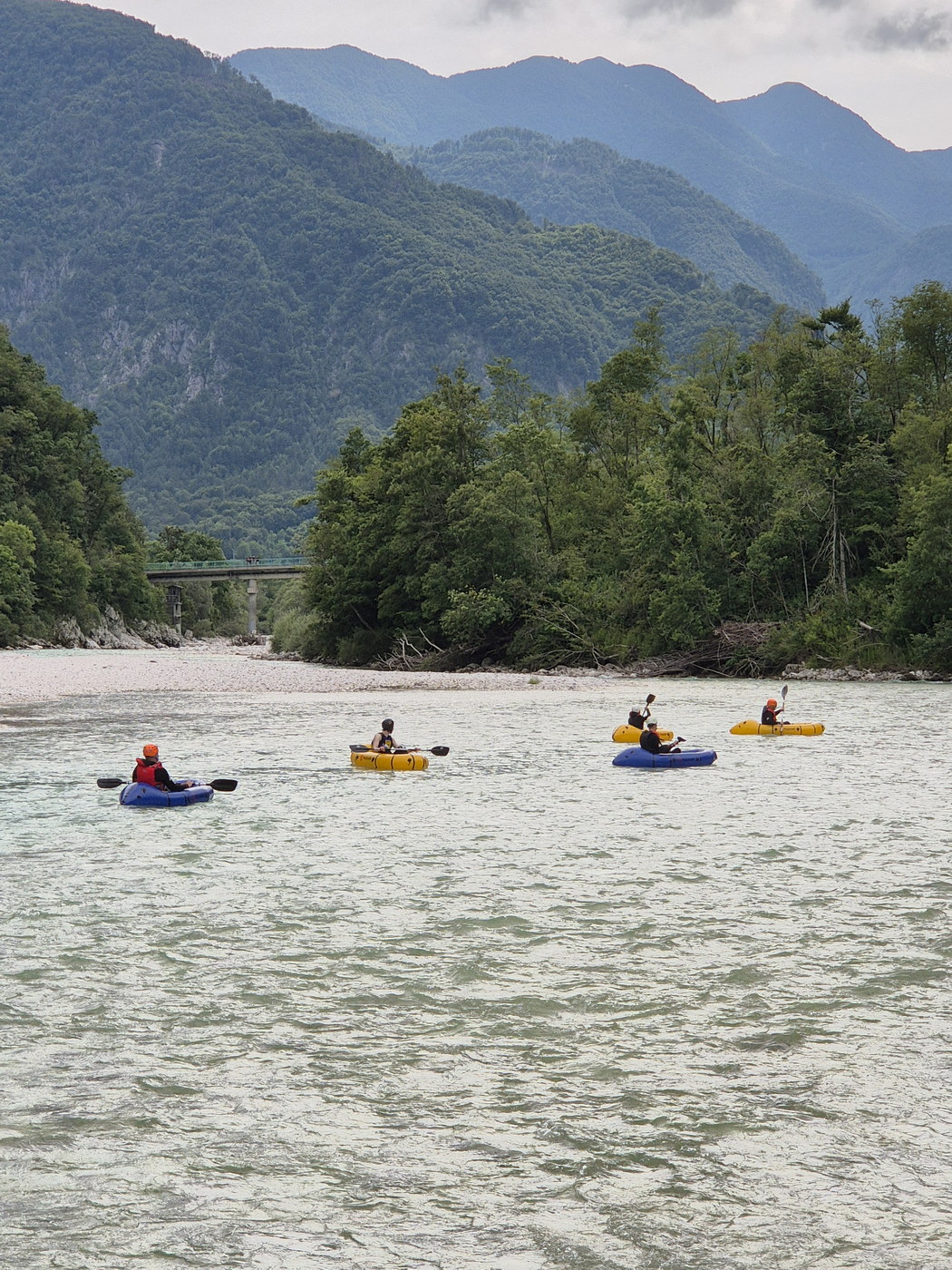 easy packrafting on soca ricer 06.jpg